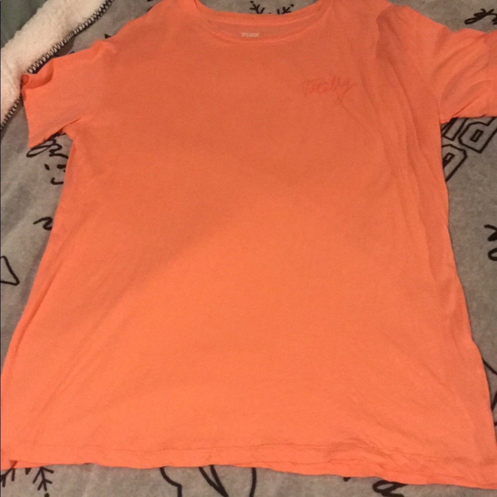 VS PINK GIRLFRIEND TEE